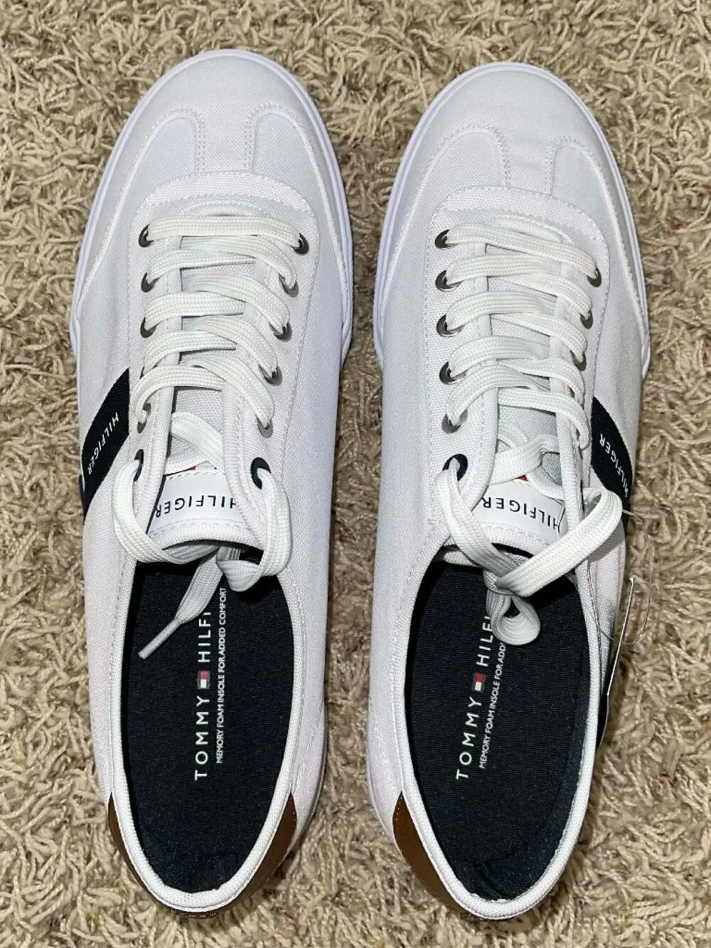 Tommy Hilfiger Men’s Canvas Low-Top Sneakers Shoes White, Size 12 (New)